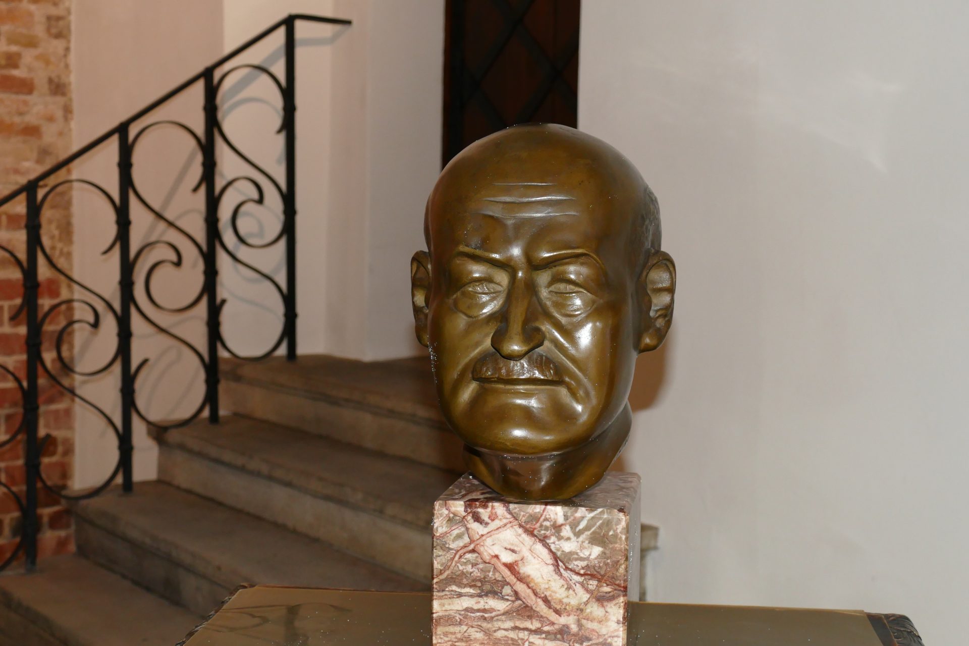 Rzeźba głowy- Józefa Czepczyńskiego