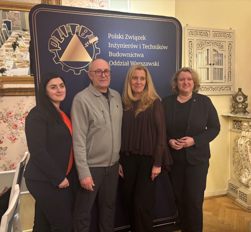 Laureaci Honorowych Odznak PZITB